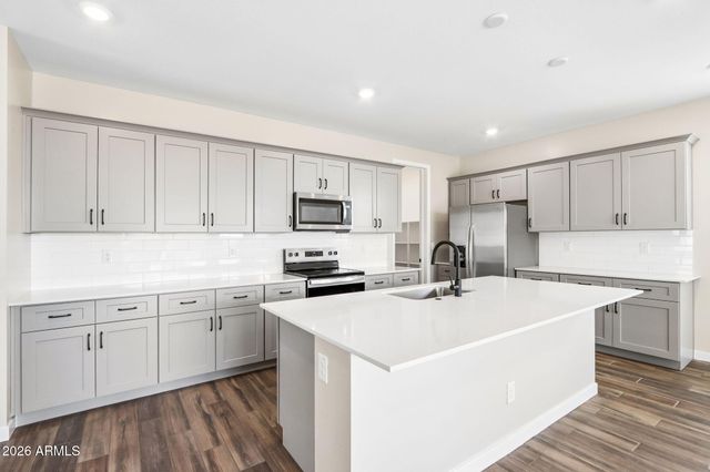 24169 W ATLANTIS Way, Buckeye, AZ 85326