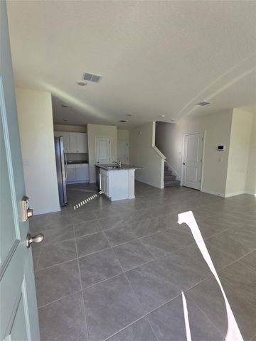 384 PRESTON COVE DRIVE, St Cloud, FL 34771