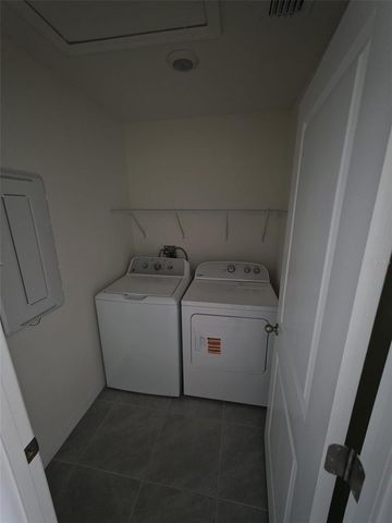 384 PRESTON COVE DRIVE, St Cloud, FL 34771