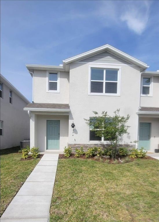 384 PRESTON COVE DRIVE, St Cloud, FL 34771