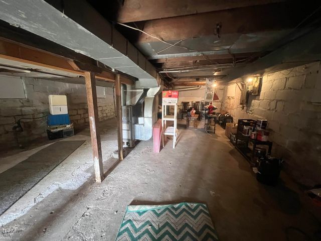 2222 Francisco Street, Flushing, MI 48433