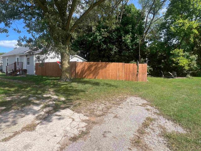 2222 Francisco Street, Flushing, MI 48433