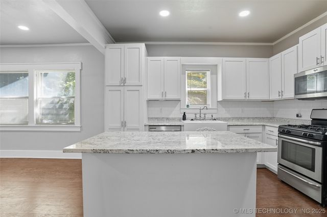 1420 E 8th Street, Okmulgee, OK 74447