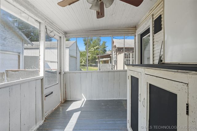 1420 E 8th Street, Okmulgee, OK 74447