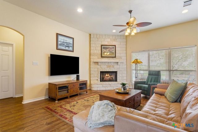2750 Hester Way, Salado, TX 76571