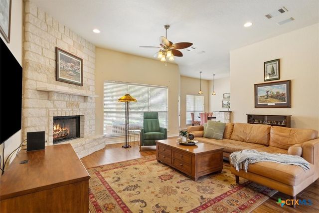 2750 Hester Way, Salado, TX 76571