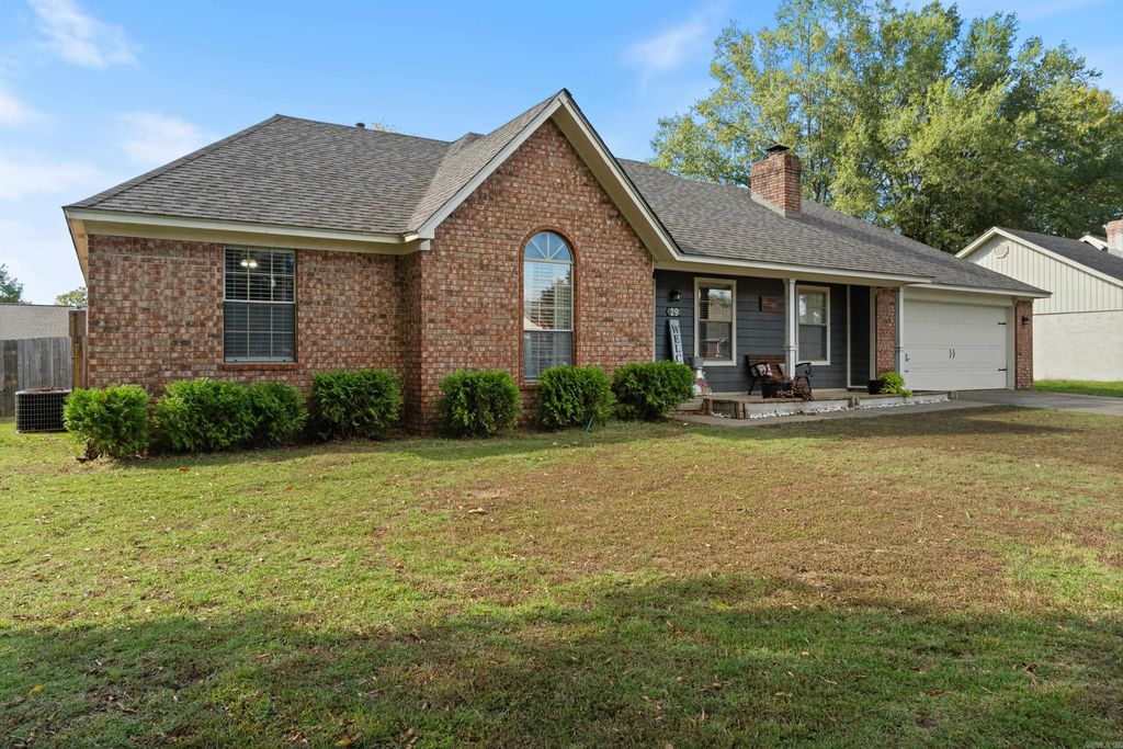 29 Gregory Drive, Conway, AR 72032