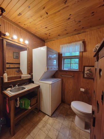 1089 Jim Clark Rd, Erin, TN 37061