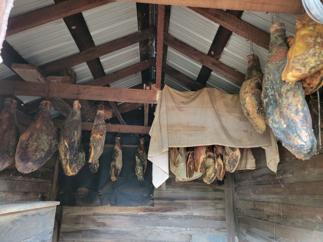 1089 Jim Clark Rd, Erin, TN 37061