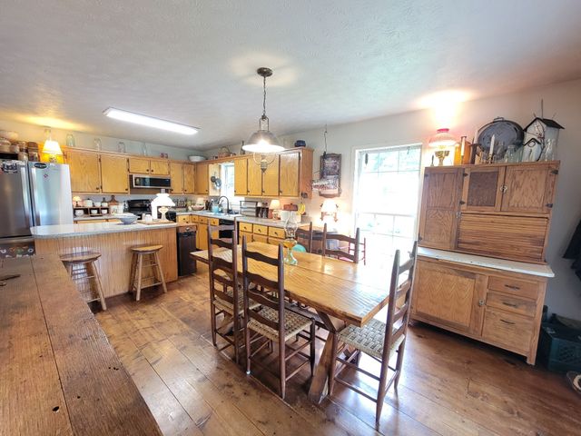 1089 Jim Clark Rd, Erin, TN 37061