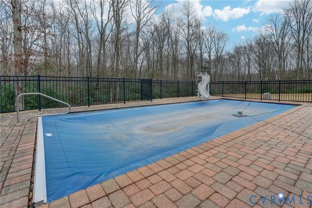 2137 Ettington Ln, Mechanicsville, VA 23111