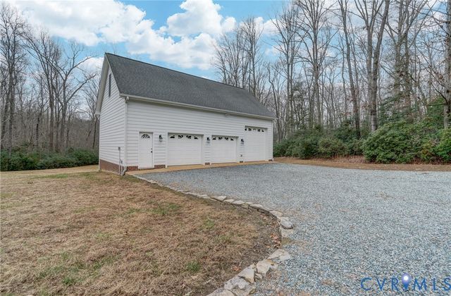 2137 Ettington Ln, Mechanicsville, VA 23111