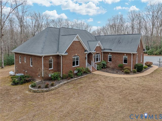 2137 Ettington Ln, Mechanicsville, VA 23111