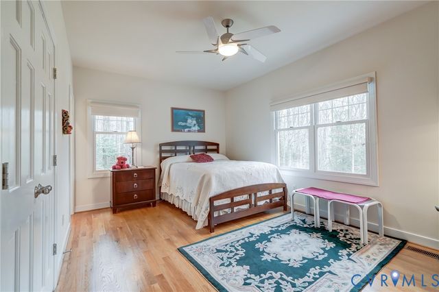 2137 Ettington Ln, Mechanicsville, VA 23111