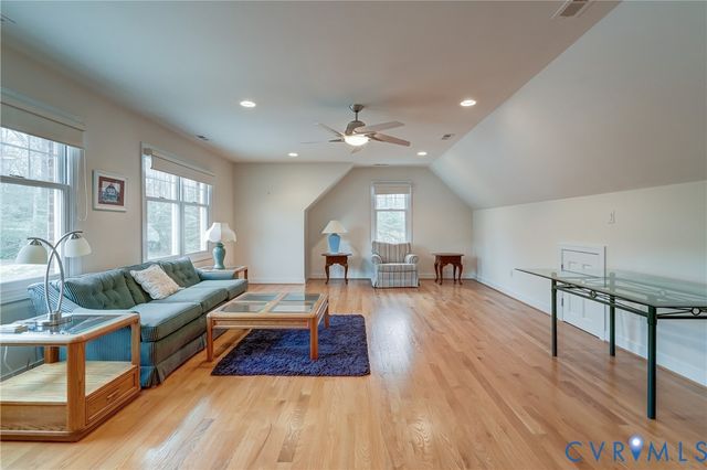 2137 Ettington Ln, Mechanicsville, VA 23111