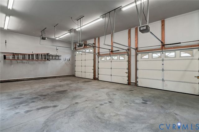 2137 Ettington Ln, Mechanicsville, VA 23111