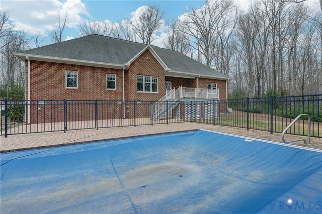 2137 Ettington Ln, Mechanicsville, VA 23111