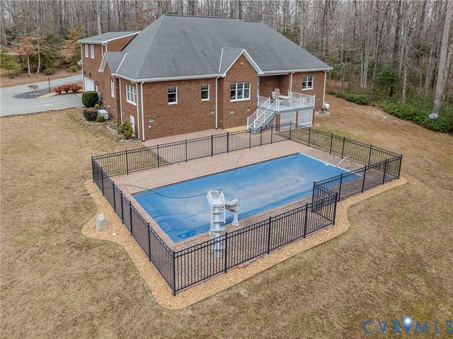 2137 Ettington Ln, Mechanicsville, VA 23111