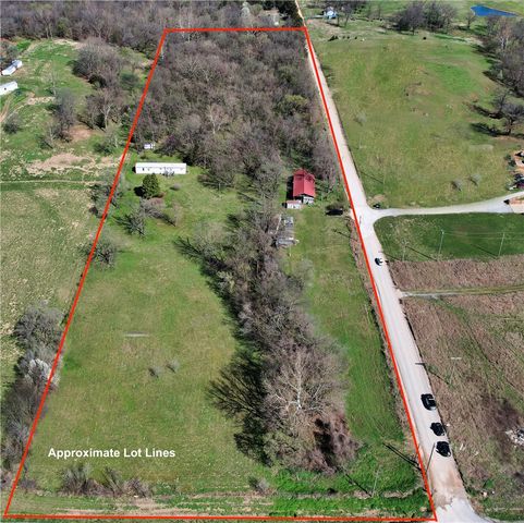 12129 Roy Jech Farm Road, Gentry, AR 72734