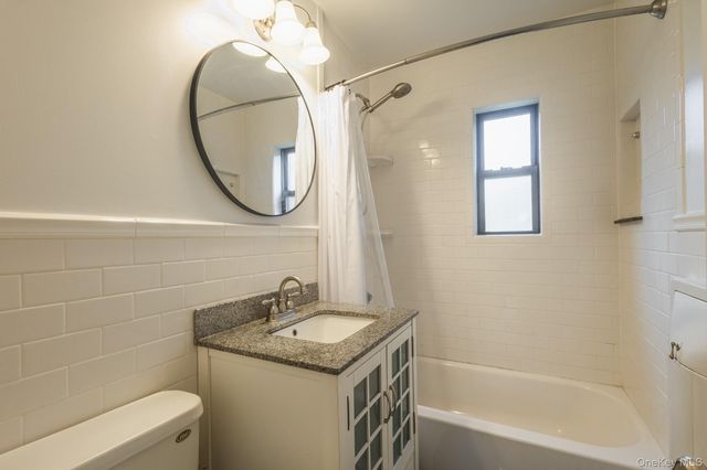 74-81 220th Street 094B1, Bayside, NY 11364