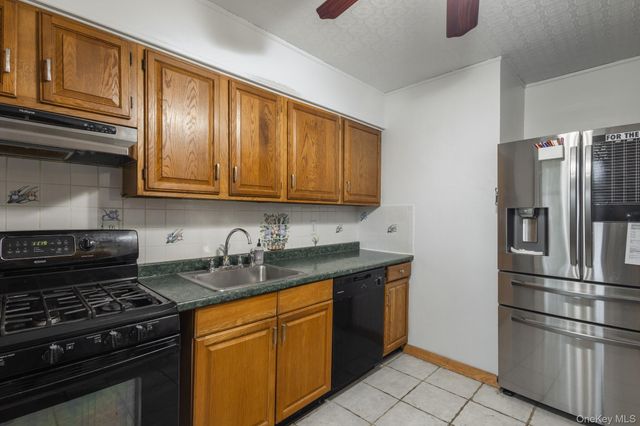 74-81 220th Street 094B1, Bayside, NY 11364