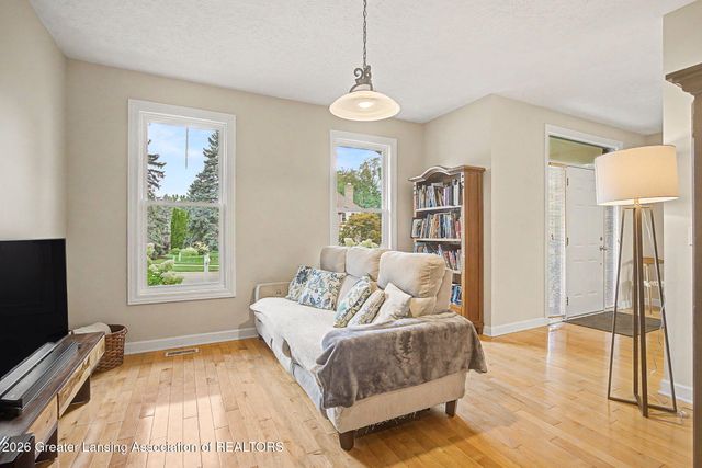 1817 Elk Lane, Okemos, MI 48864