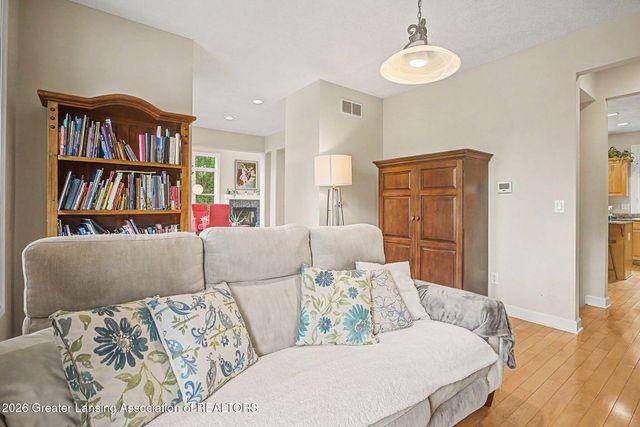 1817 Elk Lane, Okemos, MI 48864
