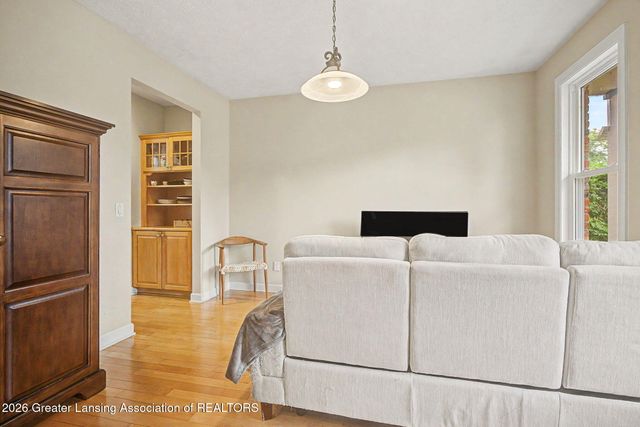 1817 Elk Lane, Okemos, MI 48864