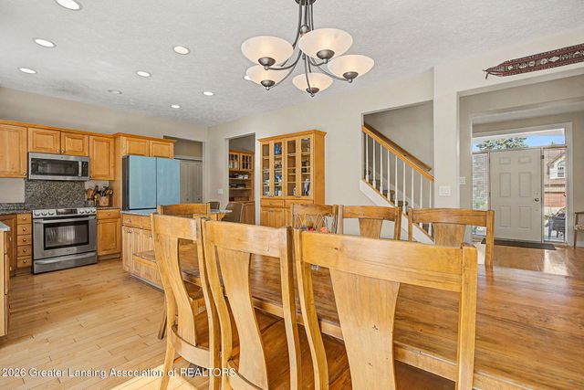1817 Elk Lane, Okemos, MI 48864