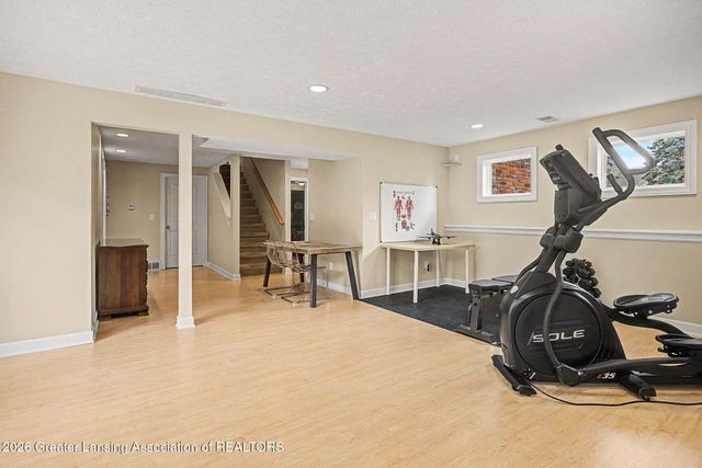 1817 Elk Lane, Okemos, MI 48864