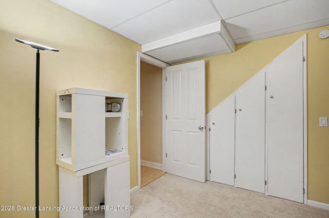 1817 Elk Lane, Okemos, MI 48864
