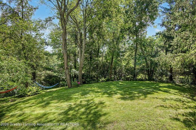 1817 Elk Lane, Okemos, MI 48864
