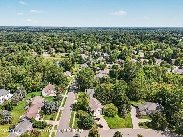1817 Elk Lane, Okemos, MI 48864