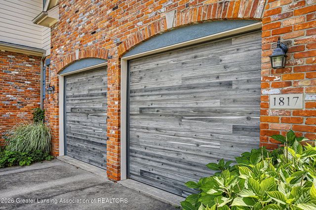 1817 Elk Lane, Okemos, MI 48864