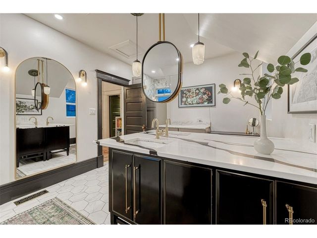 212 E Del Norte St, Colorado Springs, CO 80907
