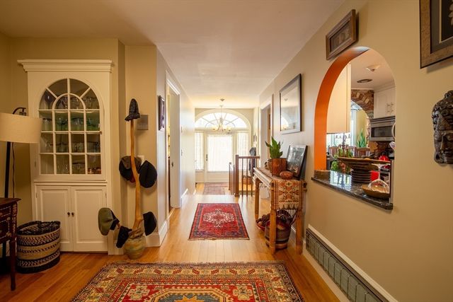 1041 Great Pond Rd 4, North Andover, MA 01845