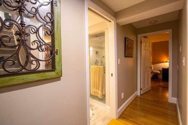 1041 Great Pond Rd 4, North Andover, MA 01845