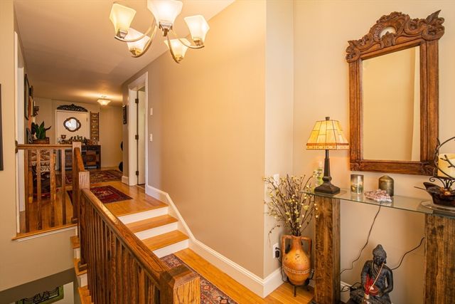 1041 Great Pond Rd 4, North Andover, MA 01845