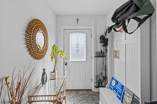 190 Stevens Ave, Cedar Grove Twp., NJ 07009