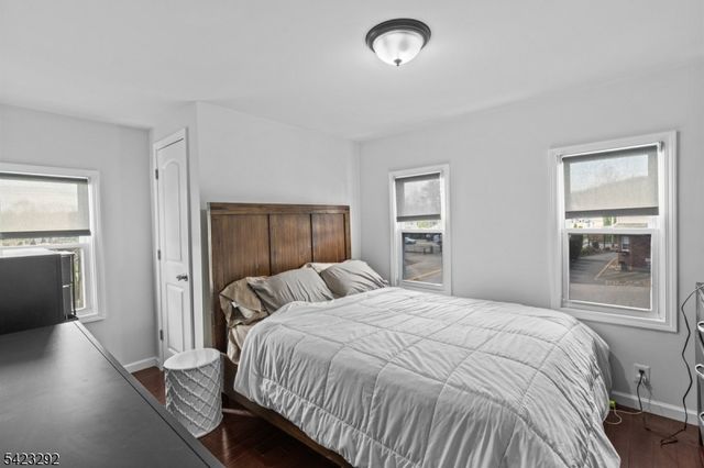 190 Stevens Ave, Cedar Grove Twp., NJ 07009