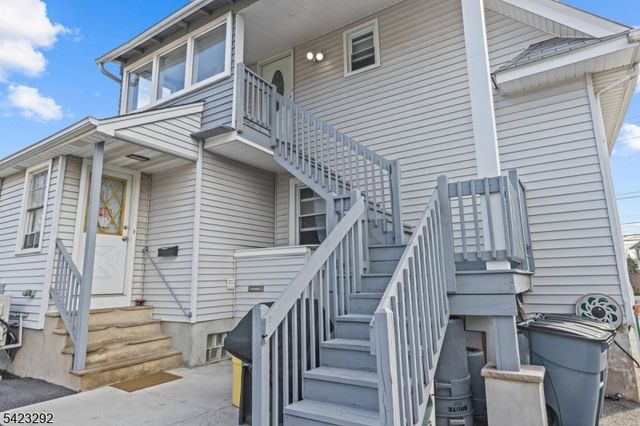 190 Stevens Ave, Cedar Grove Twp., NJ 07009