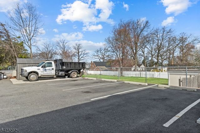 190 Stevens Ave, Cedar Grove Twp., NJ 07009