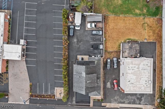 190 Stevens Ave, Cedar Grove Twp., NJ 07009