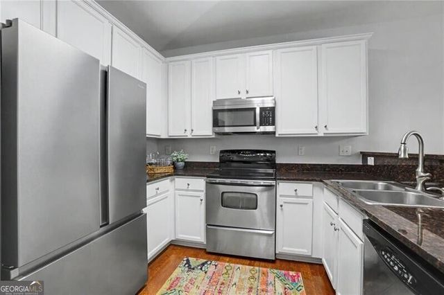 219 Stone Park Drive, Woodstock, GA 30188