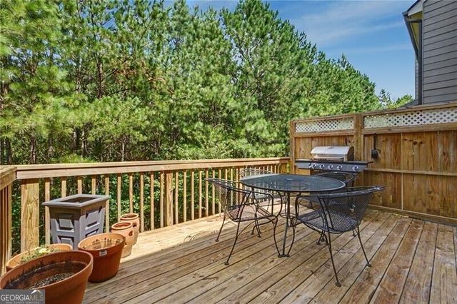 219 Stone Park Drive, Woodstock, GA 30188