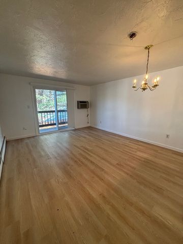 707 Bedford Street 9, Abington, MA 02351