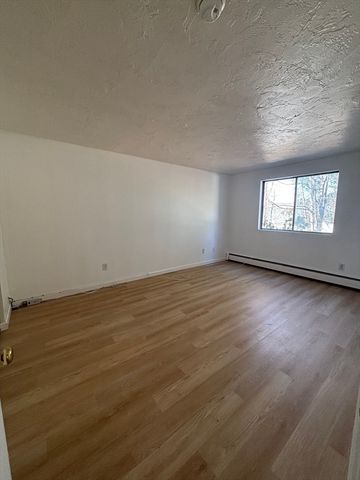 707 Bedford Street 9, Abington, MA 02351