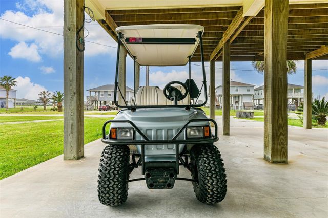 956 Townsend, Crystal Beach, TX 77650