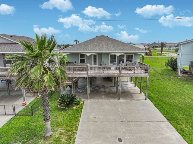 956 Townsend, Crystal Beach, TX 77650