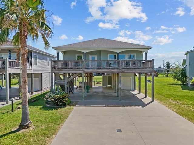 956 Townsend, Crystal Beach, TX 77650